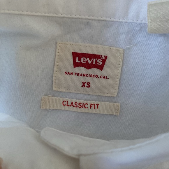 Levi’s The Classic Shirt Women’s - Picture 6 of 9